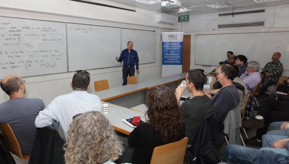 Professor Benjamin Sudakov delivering his lecture in the framework of research seminar in combinatorics of the School of Mathematical Sciences