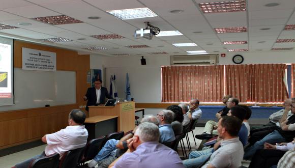 Prof. Fotis Sotiropoulos at his lecture