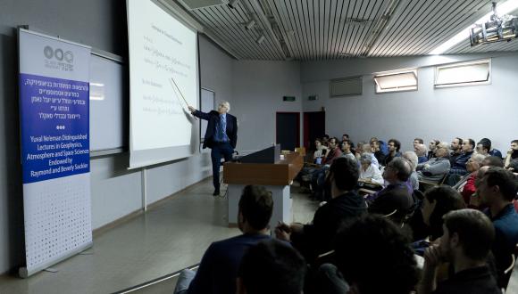 Prof. Rick Salmon at his lecture